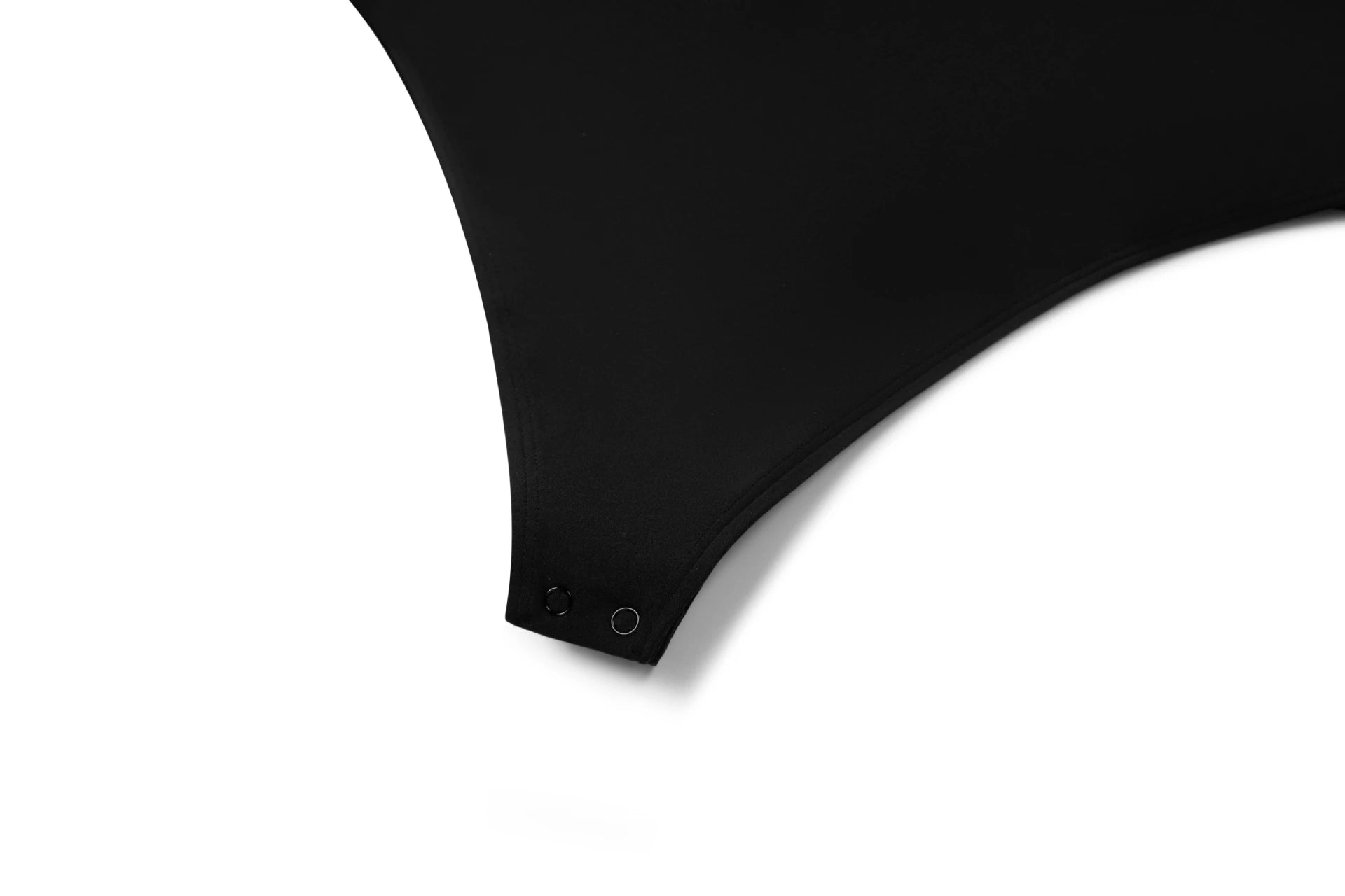 Tregonfly-AMORE – BLACK MOCK NECK BODYSUIT-BOTTOM FRONT