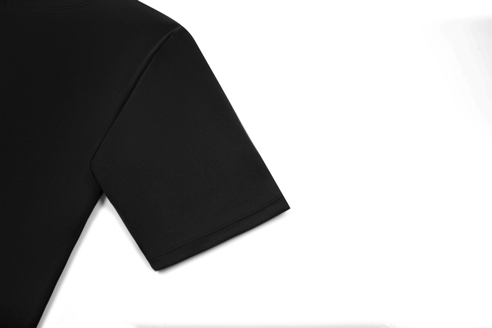 Tregonfly-AMORE – WHITE MOCK NECK BODYSUIT-SHORT SLEEVES